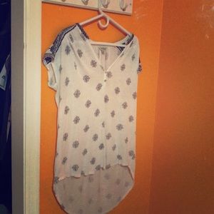 Short sleeve long in the back blouse